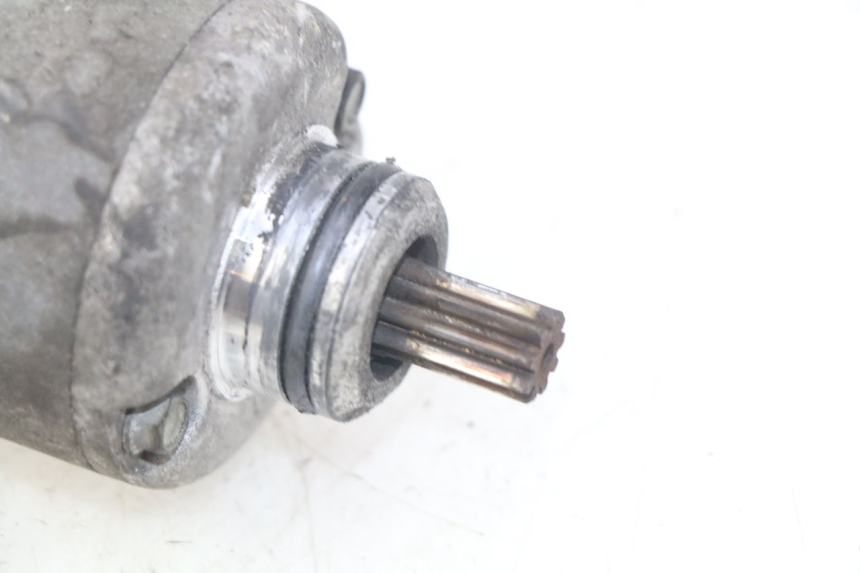 photo de DEMARREUR PIAGGIO VESPA LXV 125 (2006 - 2009) - Autre angle de vue