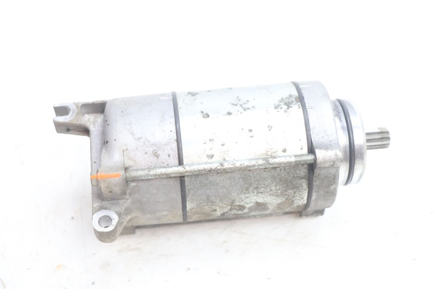 photo de DEMARREUR HONDA VFR FI RC46 800 (1998 - 2001) - Gros plan technique