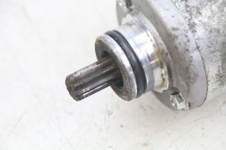 photo de DEMARREUR PIAGGIO XEVO - X EVO 125 (2007 - 2017) - Autre angle de vue