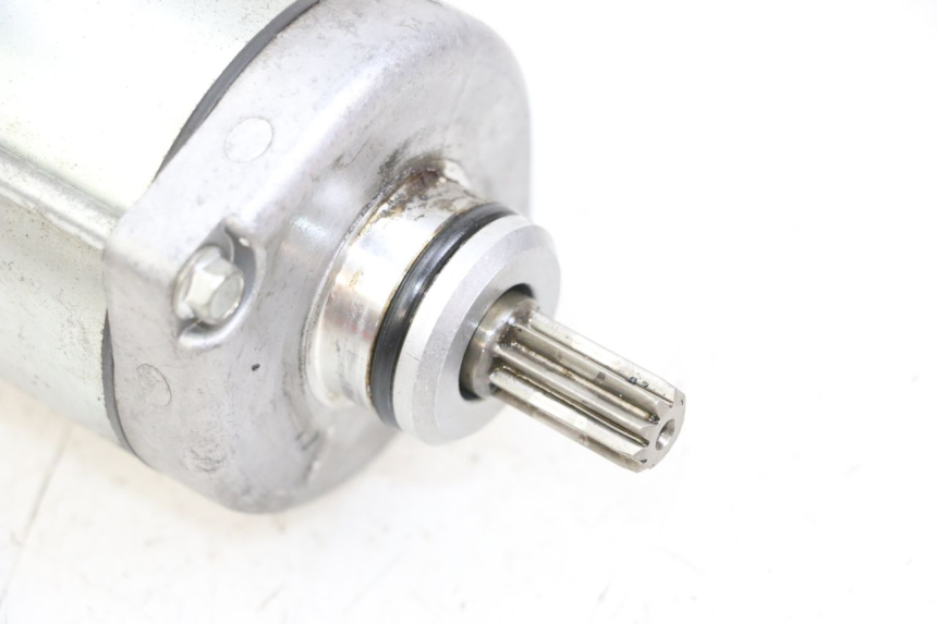 photo de DEMARREUR YAMAHA FZ1 FAZER 1000 (2007 - 2009) - Gros plan technique