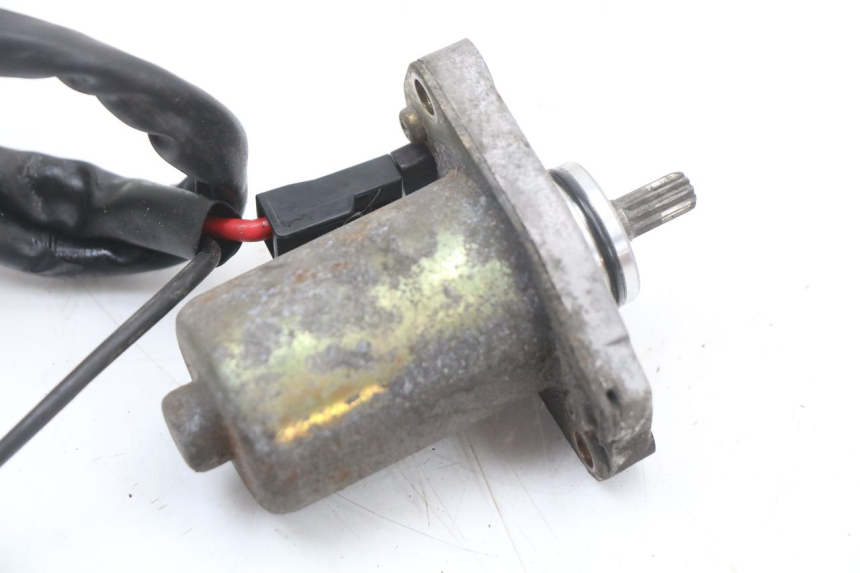 photo de DEMARREUR YAMAHA YE ZEST 50 (1992 - 1998) - Autre angle de vue