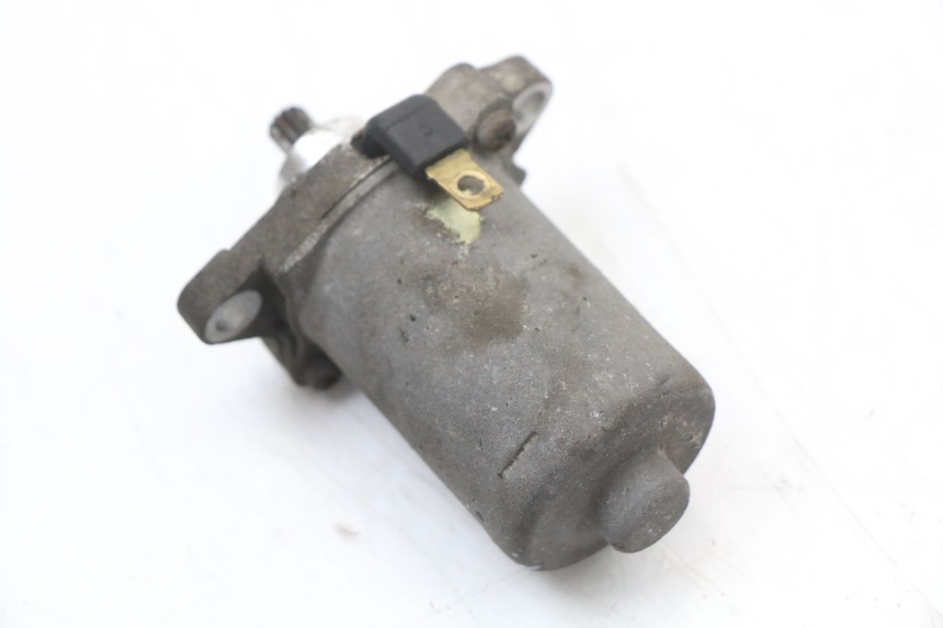 photo de DEMARREUR PIAGGIO ZIP 2T 50 (2009 - 2019) - Autre angle de vue