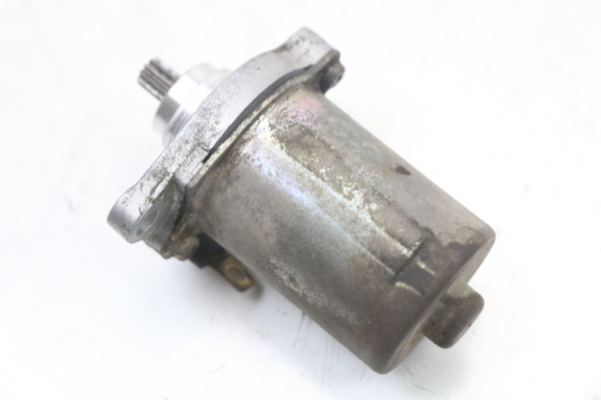 photo de DEMARREUR PIAGGIO ZIP RST 50 (1996 - 1998) - Autre angle de vue