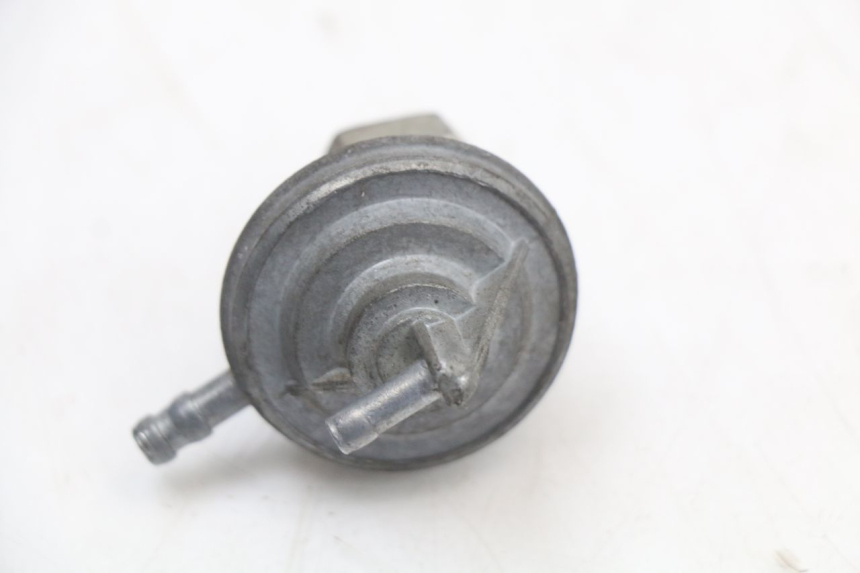 photo de DEPRESSION RESERVOIR KYMCO AGILITY CARRY 50 (2011 - 2020) - Autre angle de vue