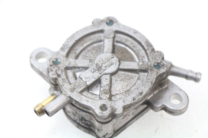 photo de DEPRESSION RESERVOIR HONDA BALI EX 100 (1996 - 2000) - Zoom état d’usage