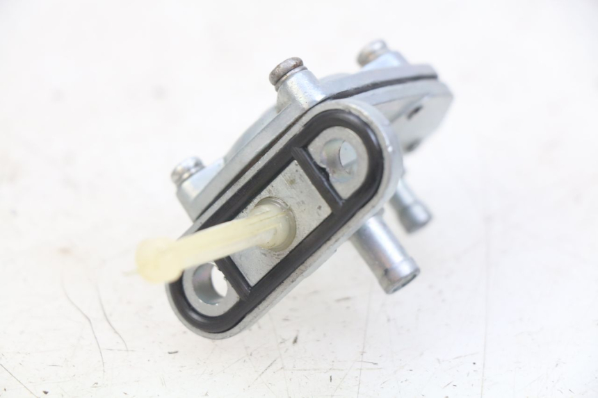 photo de DEPRESSION RESERVOIR MBK BOOSTER SPIRIT 50 (1999 - 2003) - Zoom état d’usage