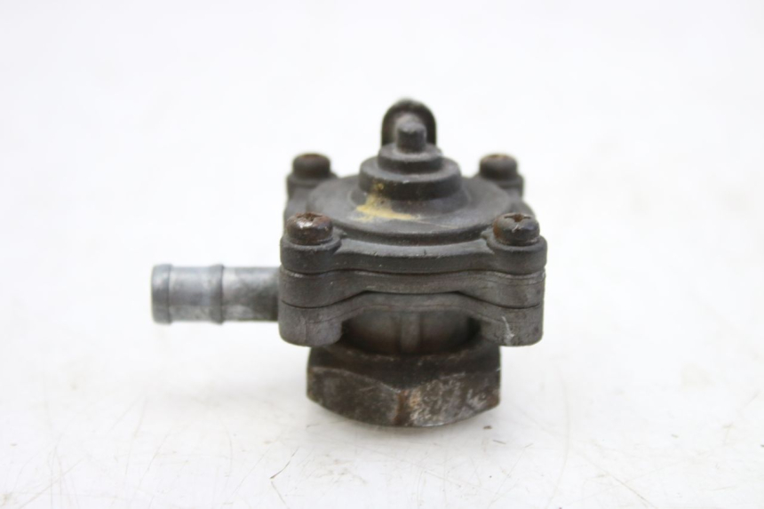 photo de DEPRESSION RESERVOIR HONDA CBF 500 (2004 - 2007) - Gros plan technique