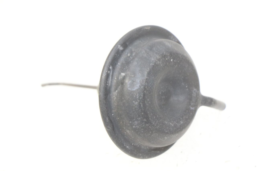 photo de DEPRESSION RESERVOIR HONDA CBRF CBR-F PC41 600 (2011 - 2013) - Zoom état d’usage