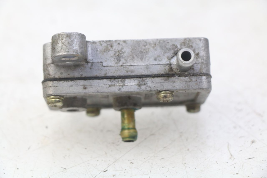 photo de DEPRESSION RESERVOIR PIAGGIO HEXAGON 2T 125 (1994 - 1998) - Zoom état d’usage