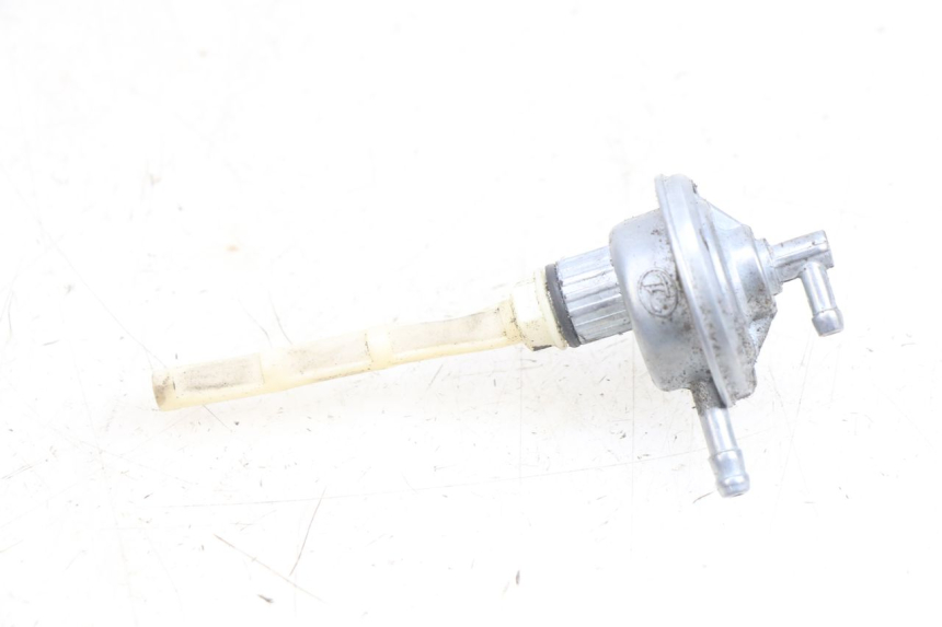 photo de DEPRESSION RESERVOIR PEUGEOT KISBEE 2T 50 (2010 - 2017) - Zoom état d’usage