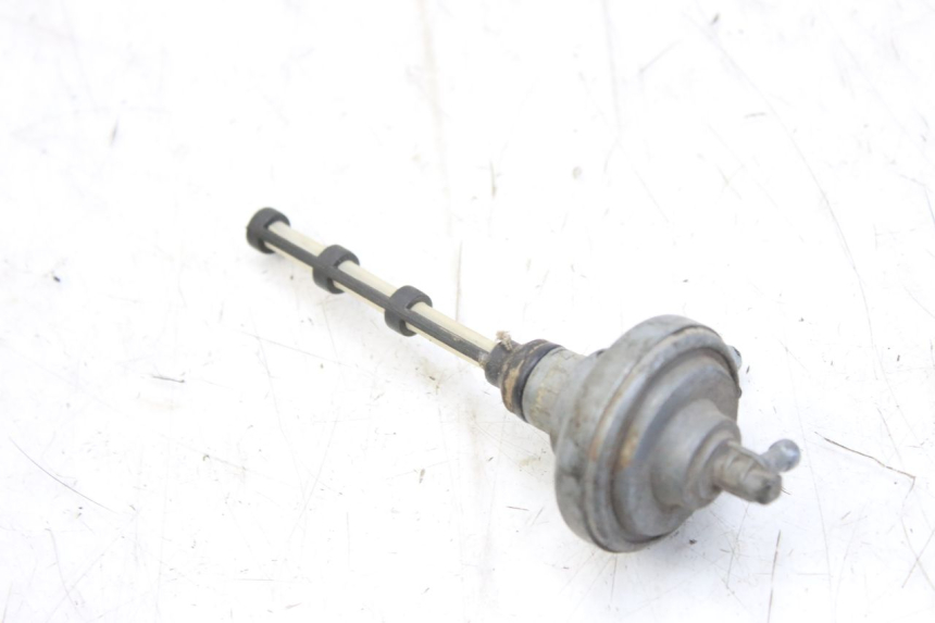 photo de DEPRESSION RESERVOIR PIAGGIO LIBERTY 4T 50 (2004 - 2008) - Zoom état d’usage