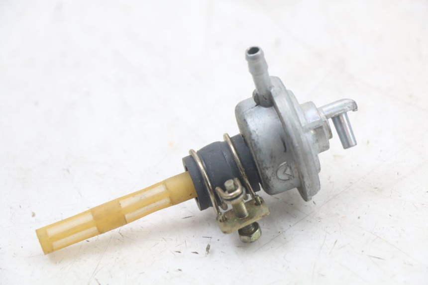 photo de DEPRESSION RESERVOIR SYM MIO 50 (2011 - 2017) - Vue principale