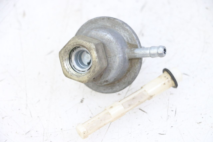 photo de DEPRESSION RESERVOIR PEUGEOT TWEET 4T 50 (2014 - 2019) - Zoom état d’usage