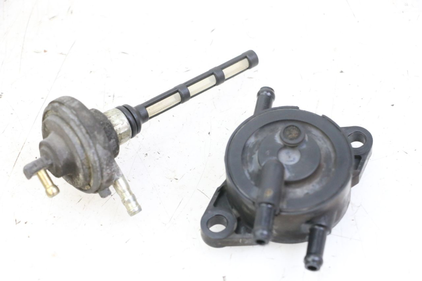 photo de DEPRESSION RESERVOIR PIAGGIO VESPA GRANTURISMO 200 (2004 - 2005) - Vue principale