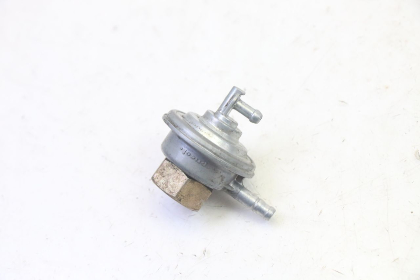 photo de DEPRESSION RESERVOIR HONDA SCV LEAD 100 (2003 - 2007) - Vue principale