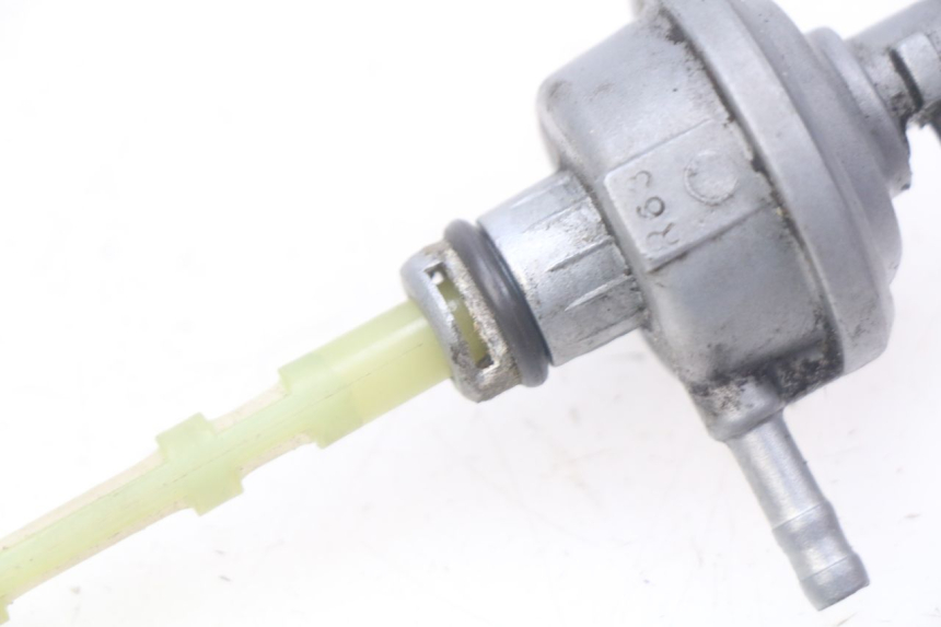 photo de DEPRESSION RESERVOIR YAMAHA SLIDER NAKED 50 (2004 - 2018) - Détail de la pièce