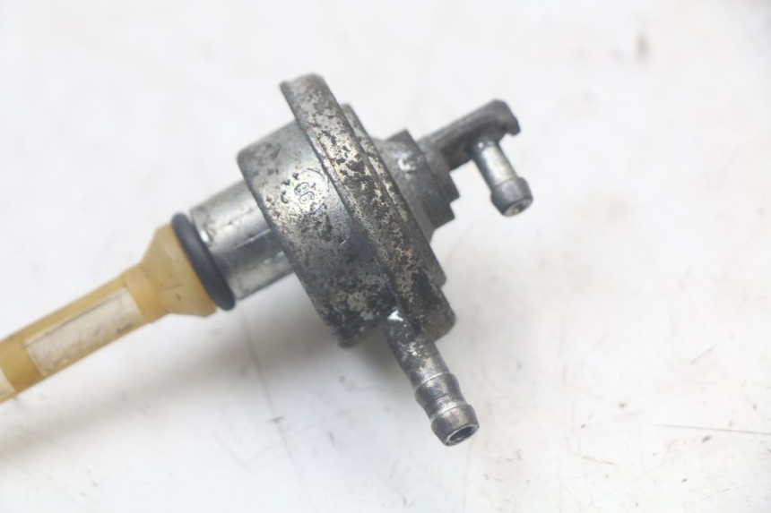 photo de DEPRESSION RESERVOIR PEUGEOT SPEEDFIGHT 100 (1997 - 2007) - Autre angle de vue