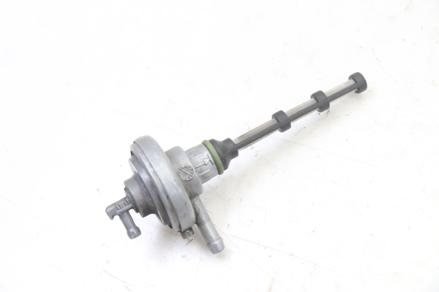 photo de DEPRESSION RESERVOIR APRILIA SR 2T 50 (2018 - 2022) - Zoom état d’usage