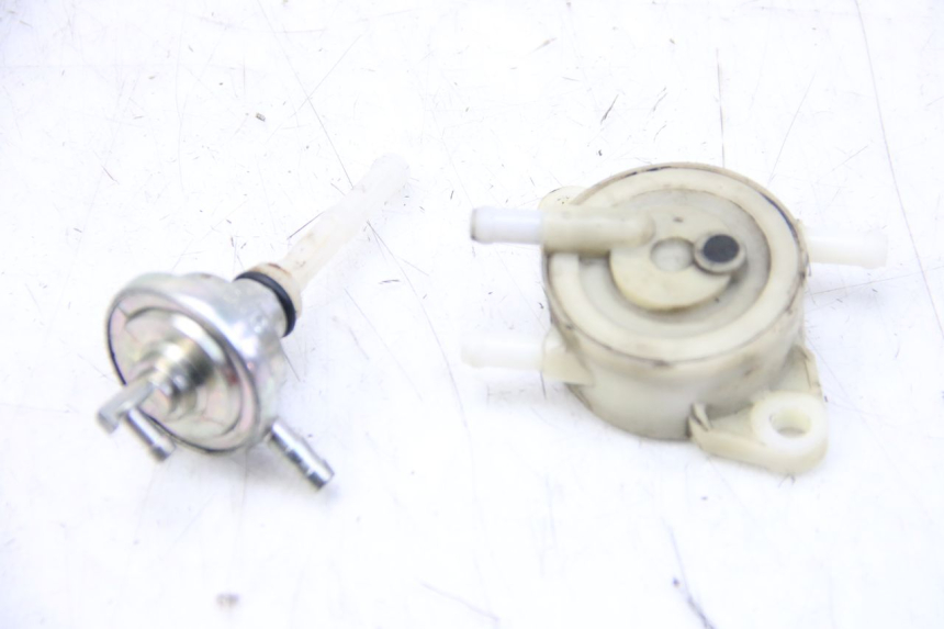 photo de DEPRESSION RESERVOIR PIAGGIO VESPA GRANTURISMO 125 (2003 - 2007) - Vue principale