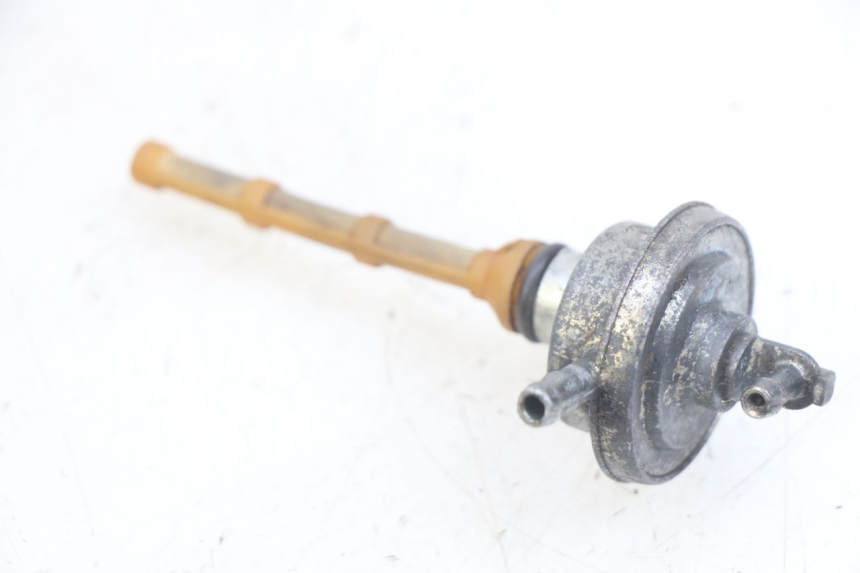 photo de DEPRESSION RESERVOIR PEUGEOT VIVACITY 50 (1998 - 2003) - Détail de la pièce