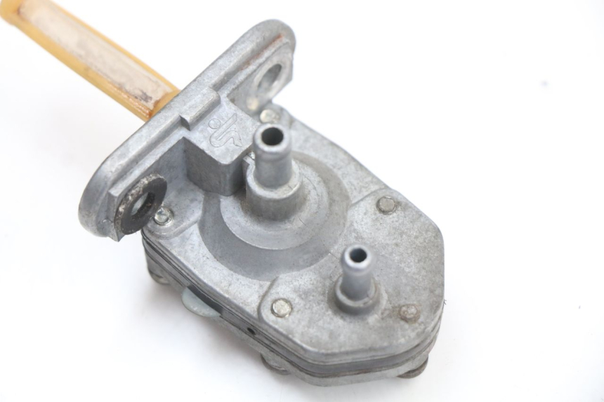 photo de DEPRESSION RESERVOIR YAMAHA YE ZEST 50 (1992 - 1998) - Autre angle de vue