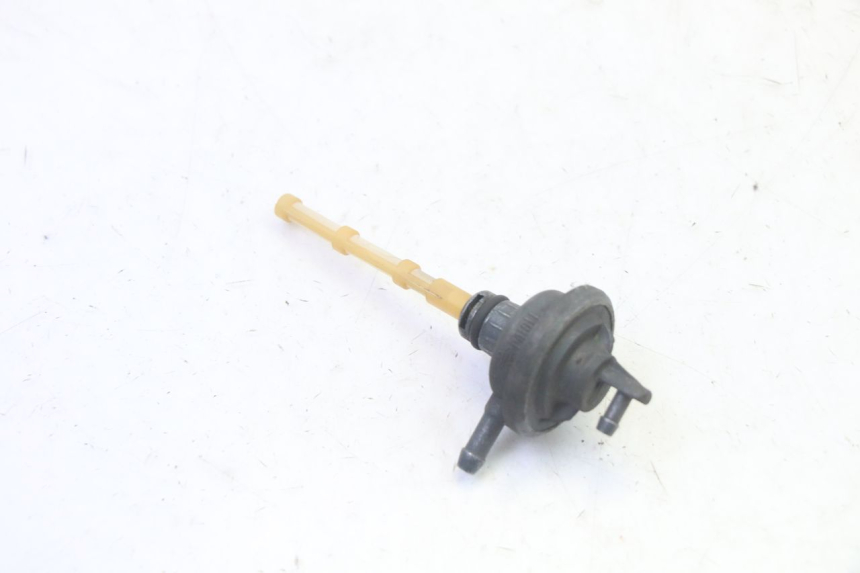 photo de DEPRESSION RESERVOIR YAMAHA YP MAJESTY 125 (2007 - 2010) - Autre angle de vue