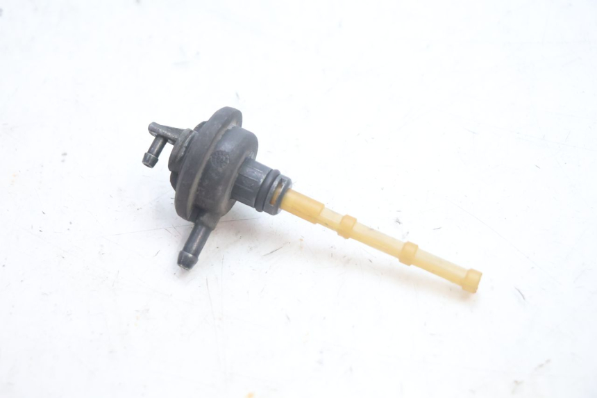 photo de DEPRESSION RESERVOIR YAMAHA YP MAJESTY 125 (2002 - 2006) - Vue principale