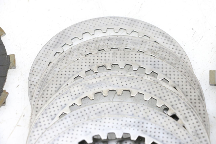 photo de DISQUE EMBRAYAGE YAMAHA FJR ABS 1300 (2006 - 2012) - Points de fixation