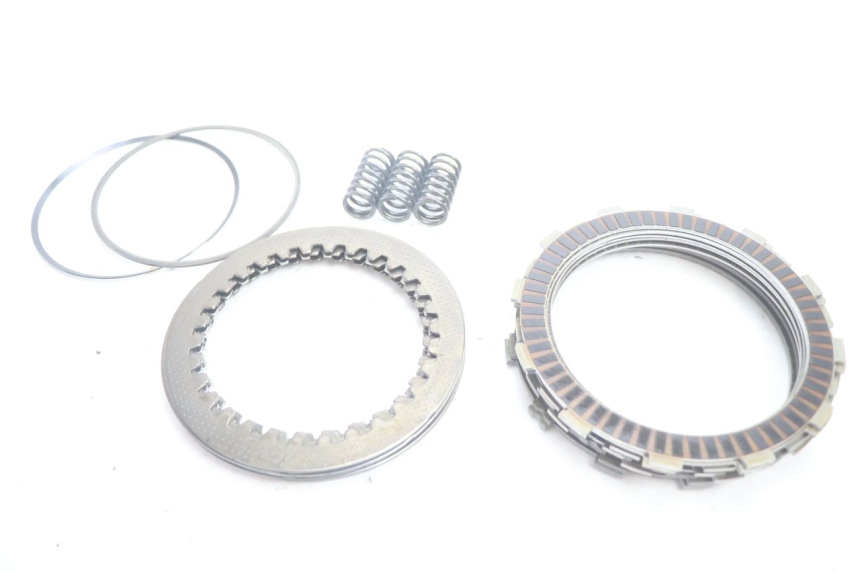 photo de DISQUE EMBRAYAGE HARLEY DAVIDSON ROAD GLIDE FLTRXSE 1920 (2018 - 2022) - Points de fixation