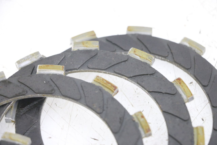 photo de DISQUE EMBRAYAGE DERBI SENDA SM X-TREME 50 (2006 - 2010) - Points de fixation