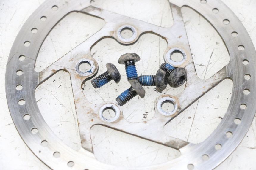 photo de DISQUE FREIN ARRIERE URBANGLIDE 100XS 1 - Autre angle de vue