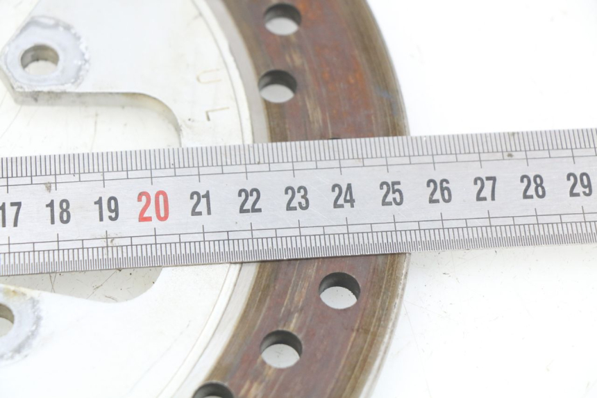 photo de DISQUE FREIN ARRIERE HONDA CB R 1000 (2018 - 2023) - Zoom état d’usage