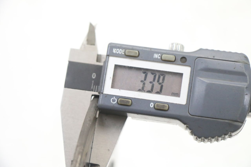 photo de DISQUE FREIN ARRIERE DERBI SENDA R X-TREME 50 (2006 - 2010) - Gros plan technique