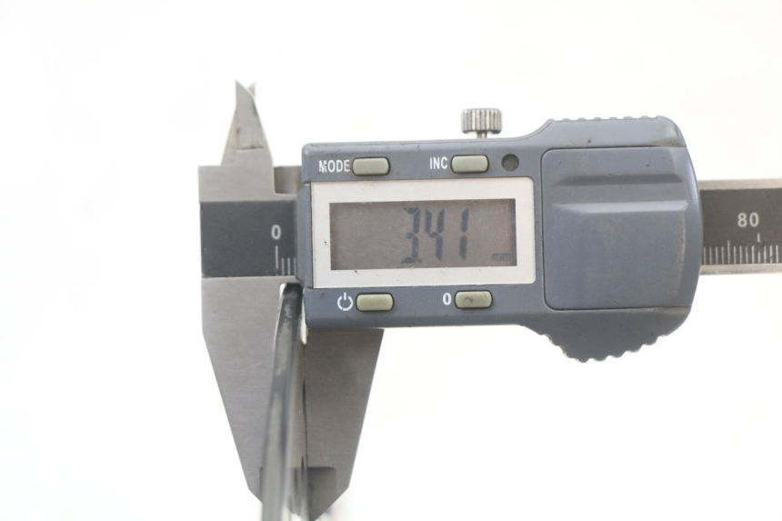 photo de DISQUE FREIN ARRIERE EBROH BRAVO GLE 1 (2020 - 2024) - Gros plan technique