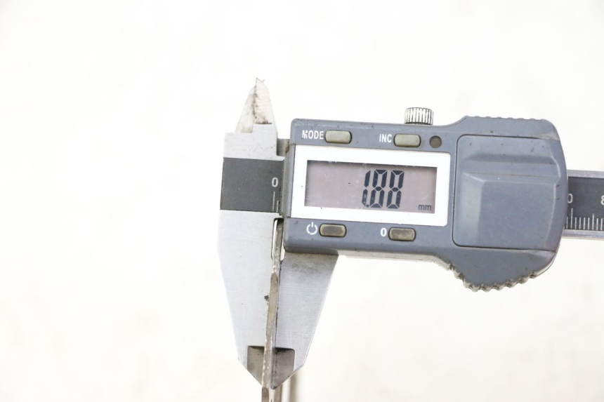 photo de DISQUE FREIN ARRIERE KUKIRIN G2 MASTER 1 - Détail de la pièce