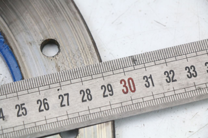 photo de DISQUE FREIN ARRIERE HARLEY DAVIDSON SPORTSTER XL CUSTOM 883 (1999 - 2006) - Gros plan technique