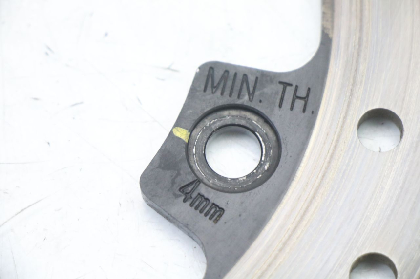 photo de DISQUE FREIN ARRIERE KYMCO XCITING 500 (2007 - 2010) - Gros plan technique