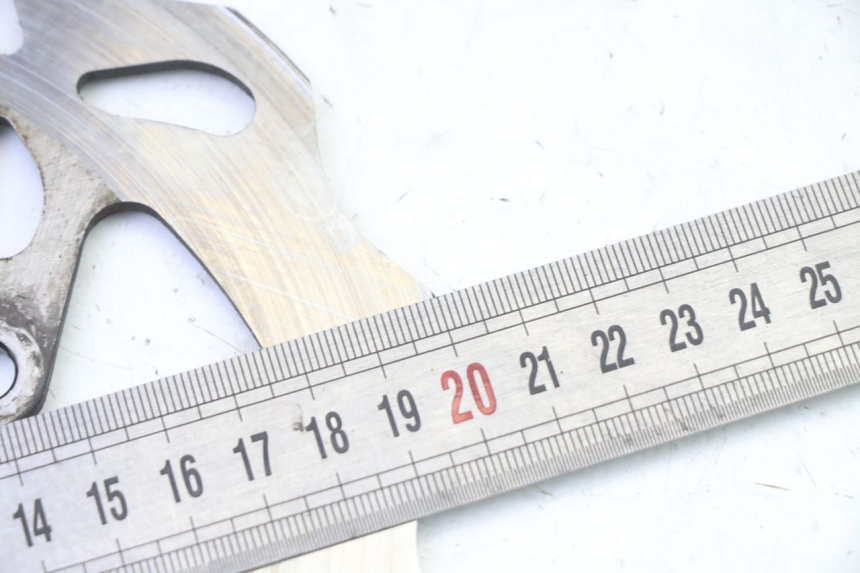 photo de DISQUE FREIN ARRIERE RIEJU MRT 50 (2018 - 2021) - Gros plan technique