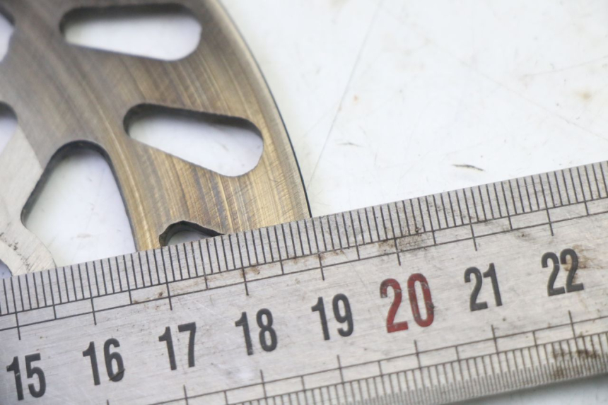 photo de DISQUE FREIN ARRIERE APOLLO RFZ 125 - Autre angle de vue