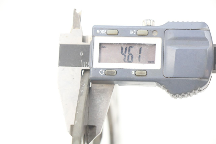 photo de DISQUE FREIN ARRIERE KAWASAKI Z S 750 (2003 - 2006) - Gros plan technique