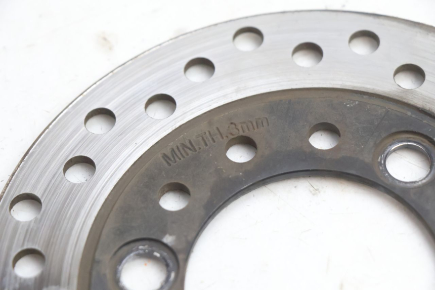 photo de DISQUE FREIN AVANT KYMCO AGILITY PREMIUM 50 (2007 - 2010) - Zoom état d’usage
