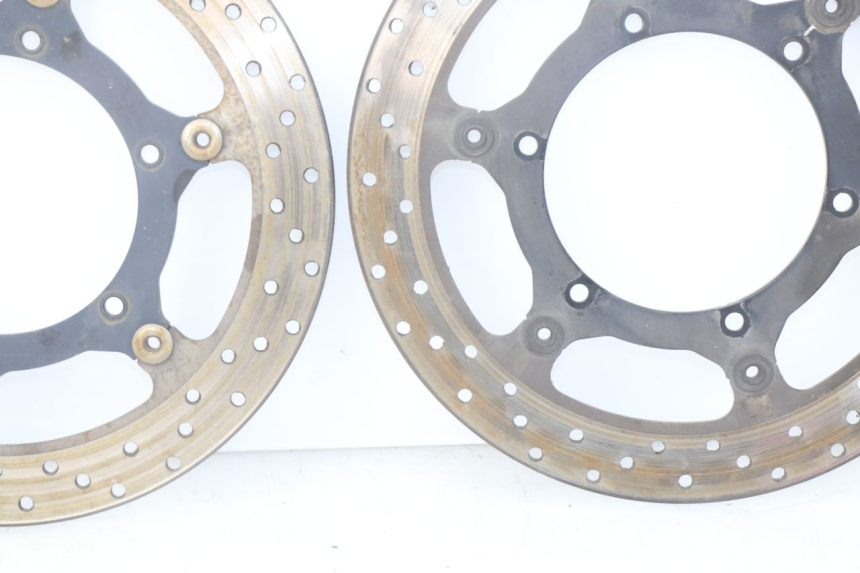 photo de DISQUE FREIN AVANT YAMAHA FJR ABS 1300 (2016 - 2020) - État de surface