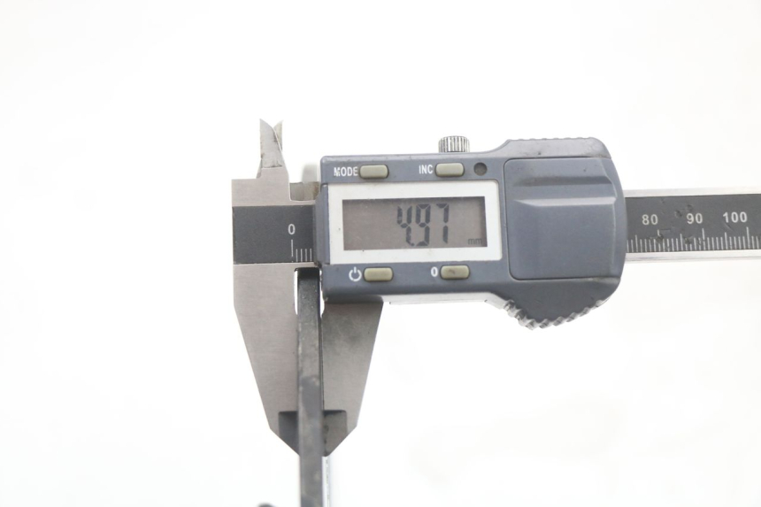 photo de DISQUE FREIN AVANT HARLEY DAVIDSON SPORTSTER XL CUSTOM 883 (1999 - 2006) - Gros plan technique