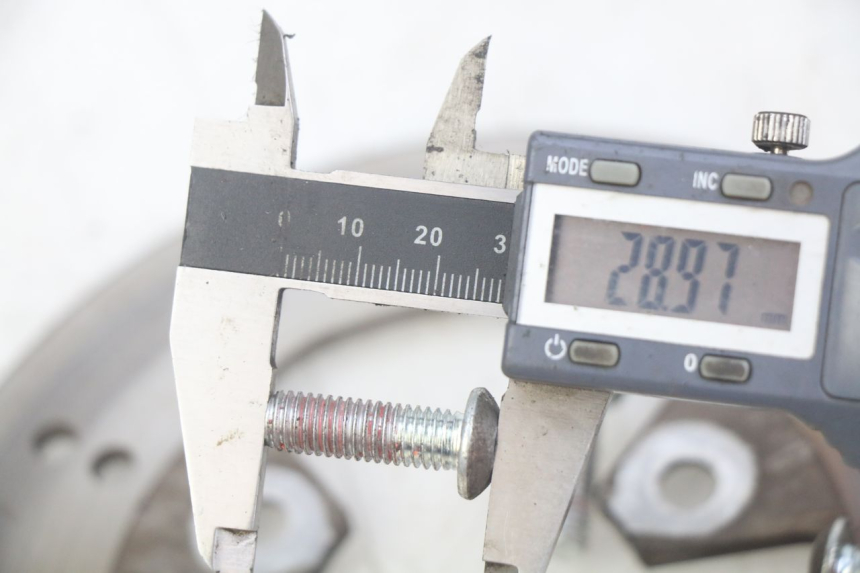 photo de DISQUE FREIN AVANT PEUGEOT KISBEE 2T 50 (2010 - 2017) - Détail de la pièce