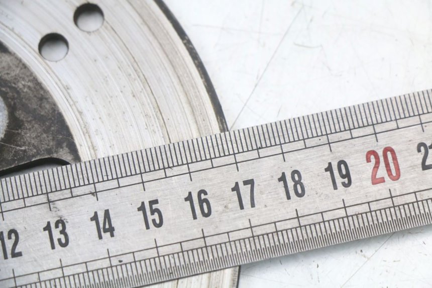 photo de DISQUE FREIN AVANT PEUGEOT KISBEE 4T 50 (2010 - 2017) - Zoom état d’usage