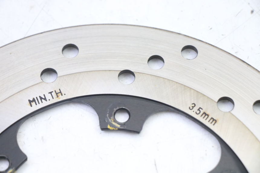 photo de DISQUE FREIN AVANT PIAGGIO NEW TYPHOON 50 (2018 - 2021) - Gros plan technique