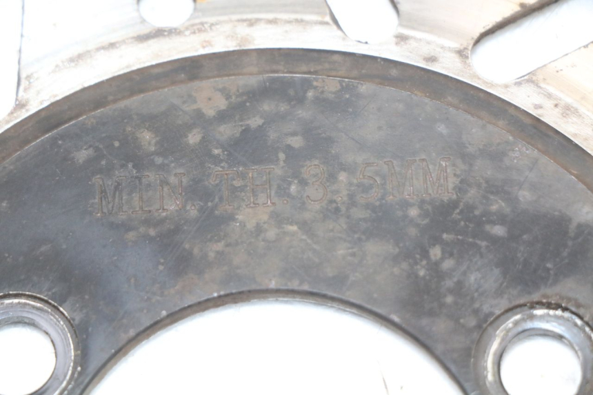 photo de DISQUE FREIN AVANT SYM ORBIT 50 (2008 - 2010) - Gros plan technique