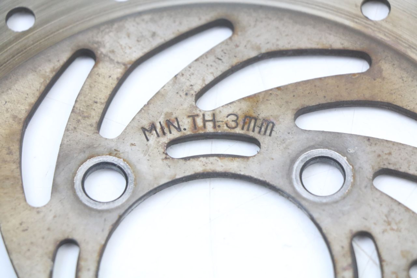 photo de DISQUE FREIN AVANT HONDA PCX (JF28) 125 (2009 - 2011) - Gros plan technique