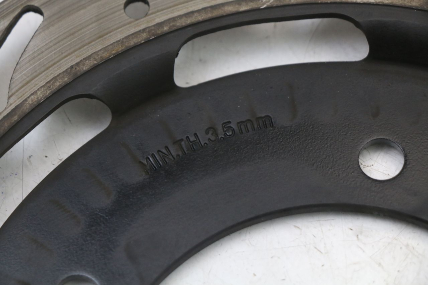 photo de DISQUE FREIN AVANT PEUGEOT BELVILLE 125 (2017 - 2021) - Gros plan technique