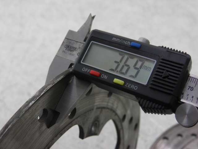 photo de DISQUE FREIN AVANT PIAGGIO X9 250 (2000 - 2002) - Zoom état d’usage